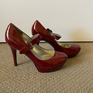 Red Guess platform (shorter) stilettos